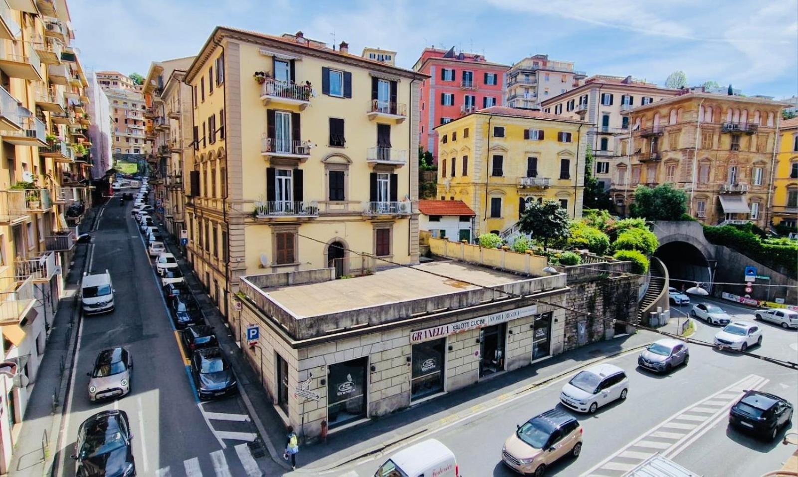 La Casa Di Geo Stazione Centrale La Spezia 5 Terre Esterno foto